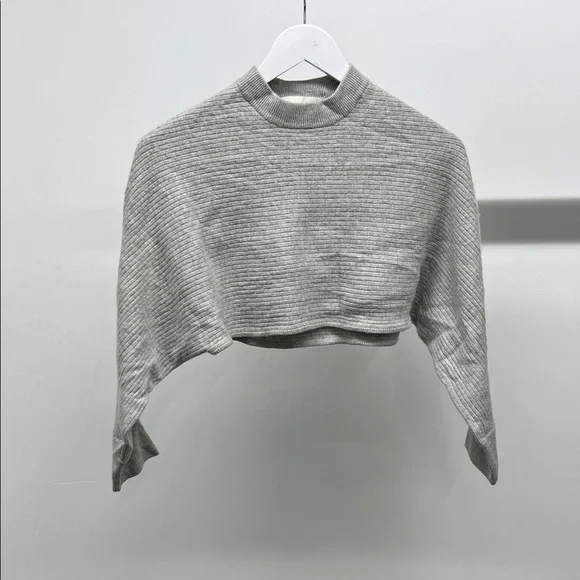 Wilfred Light Gray Ribbed Cropped Sweater - Picture 1 of 4